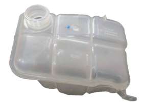Depósito de agua para sistema de refrigeración