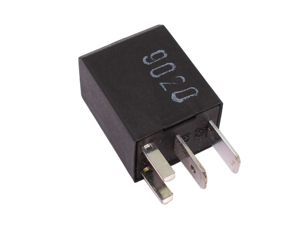 Relé auxiliar 12V 4 terminales con resistencia