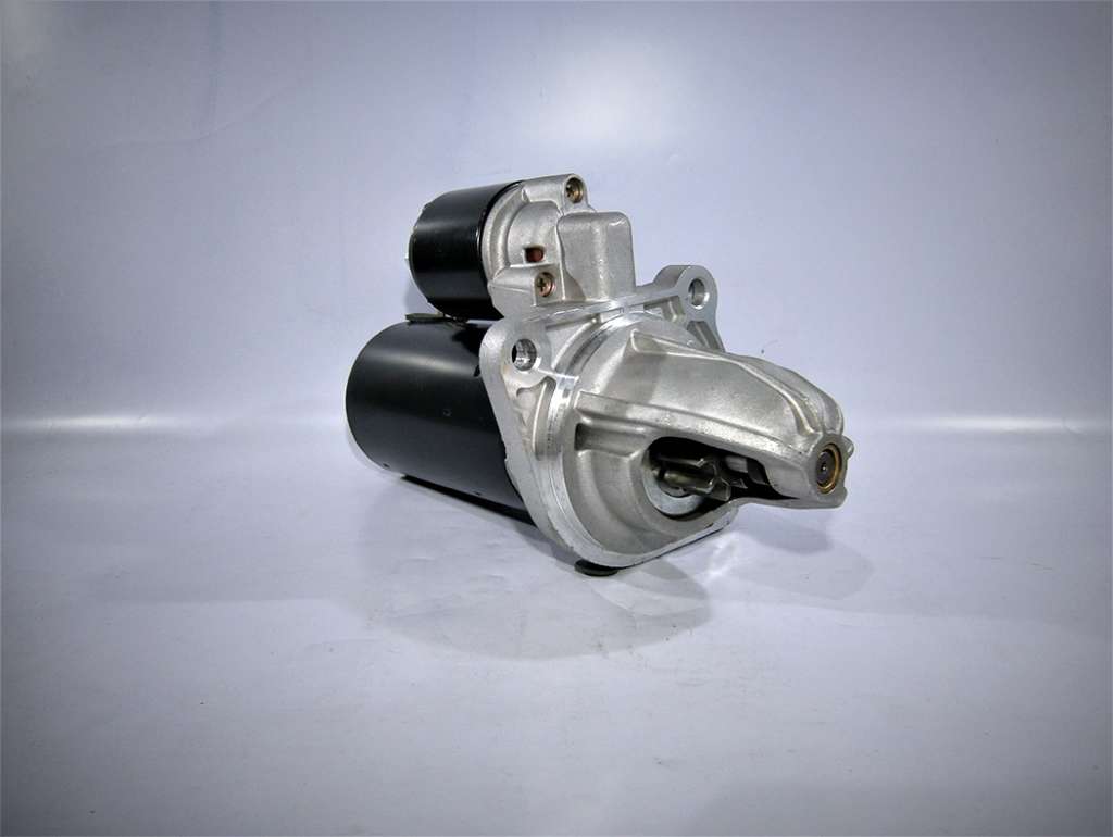 Motor de arranque 12V con reducción