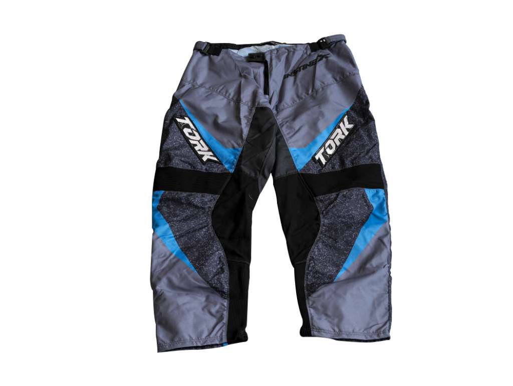 Pantalón modelo Insane X