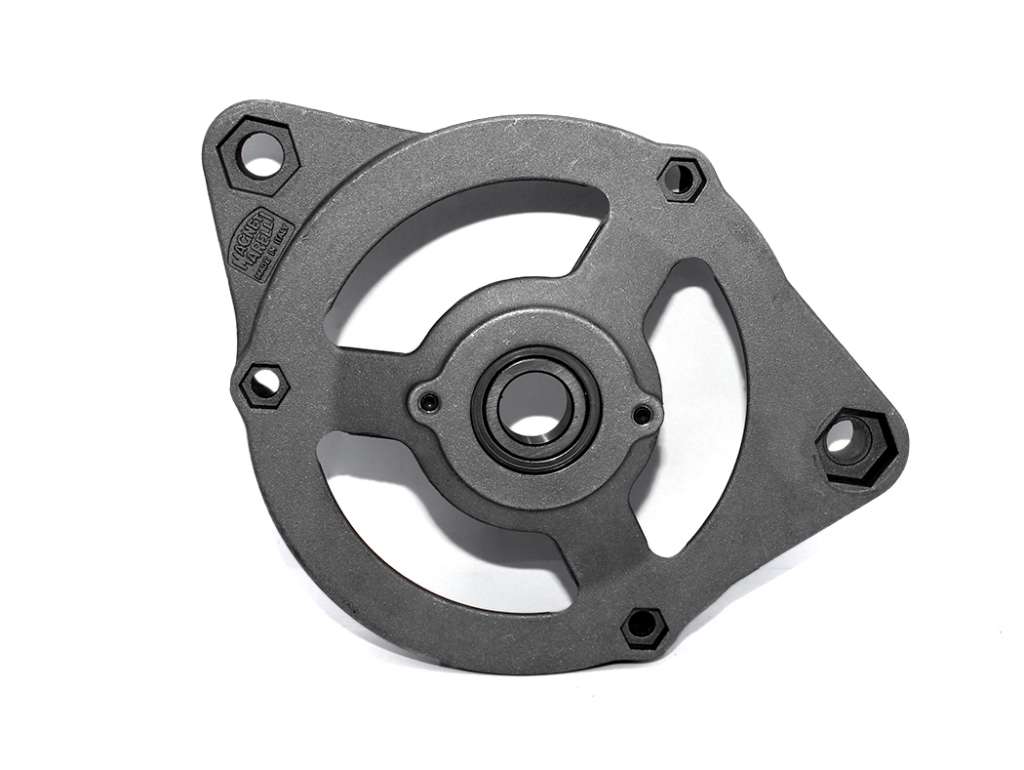 Tapa trasera de alternador con colector