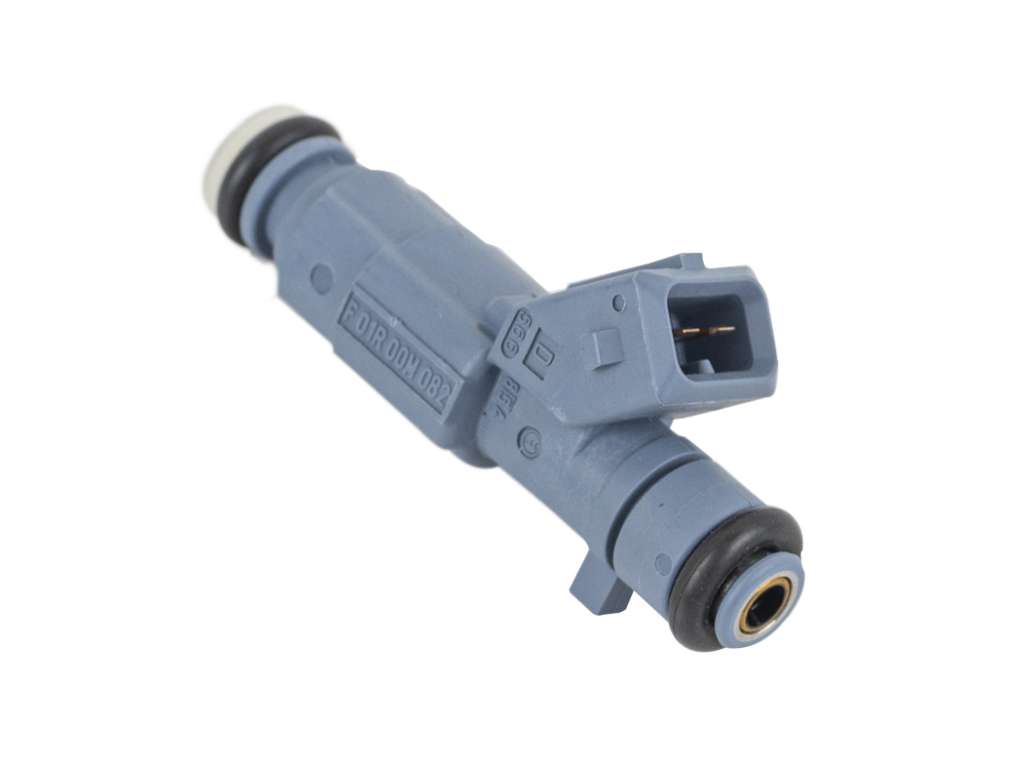 Inyector de combustible con rampa