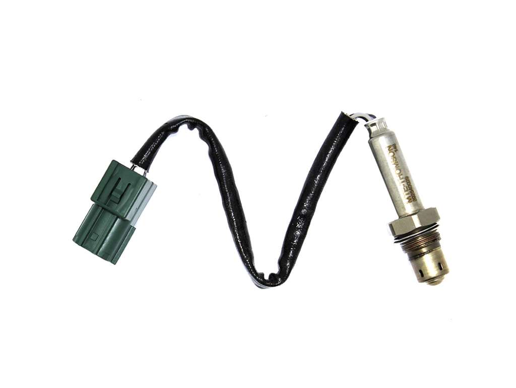 Sonda Lambda (Sensor de Oxígeno) Nissan Sentra B13 antes del catalizador