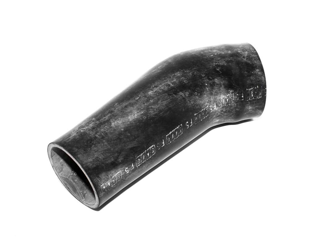 Tubo de llenado de combustible