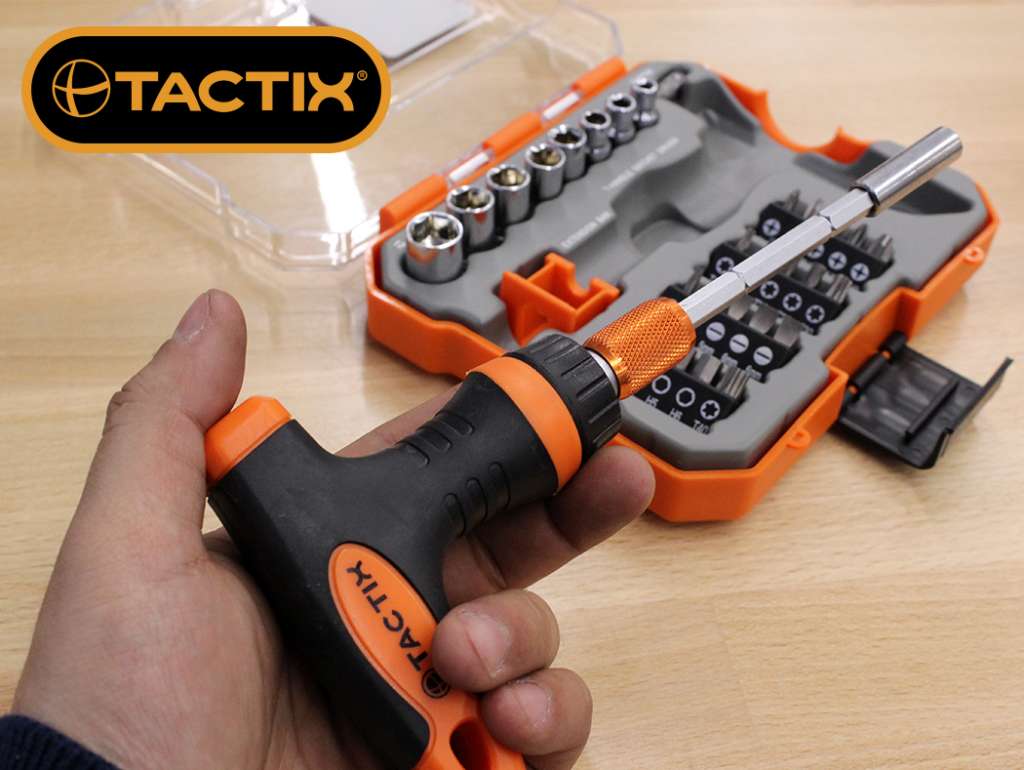 DESTORNILLADOR UNIV. KIT DADOS 31 PIEZAS