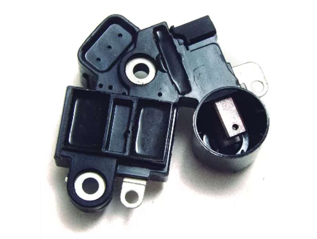 REGULADOR ALTERNADOR HITACHI NI TIIDA 12V