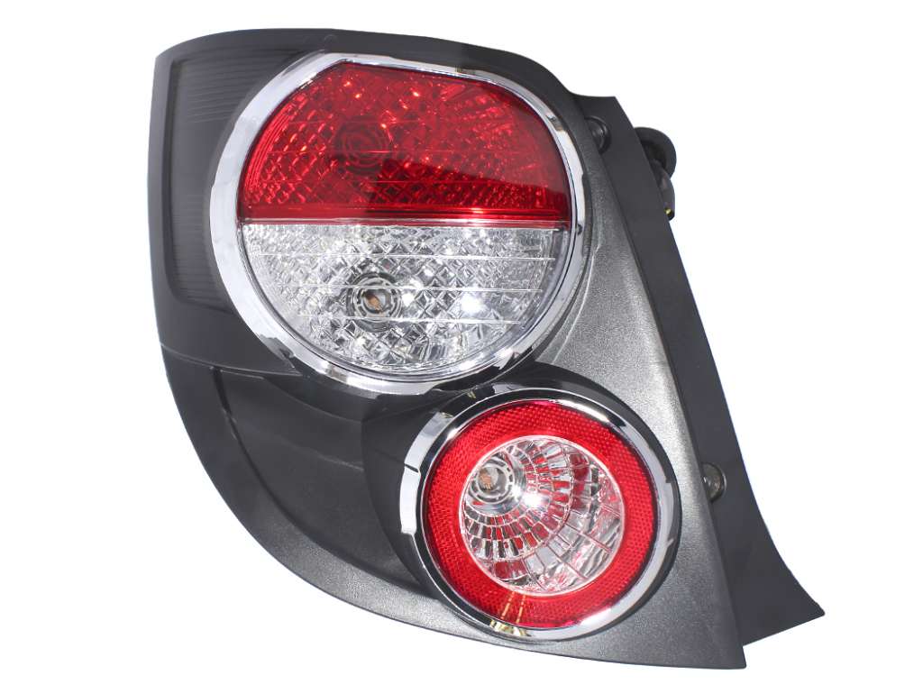 FARO TRASERO GM SONIC LTZ 12/14 IZQ.