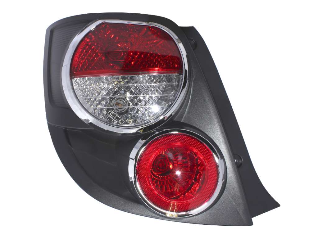 FARO TRASERO GM SONIC LT 12/14 R/N/B I