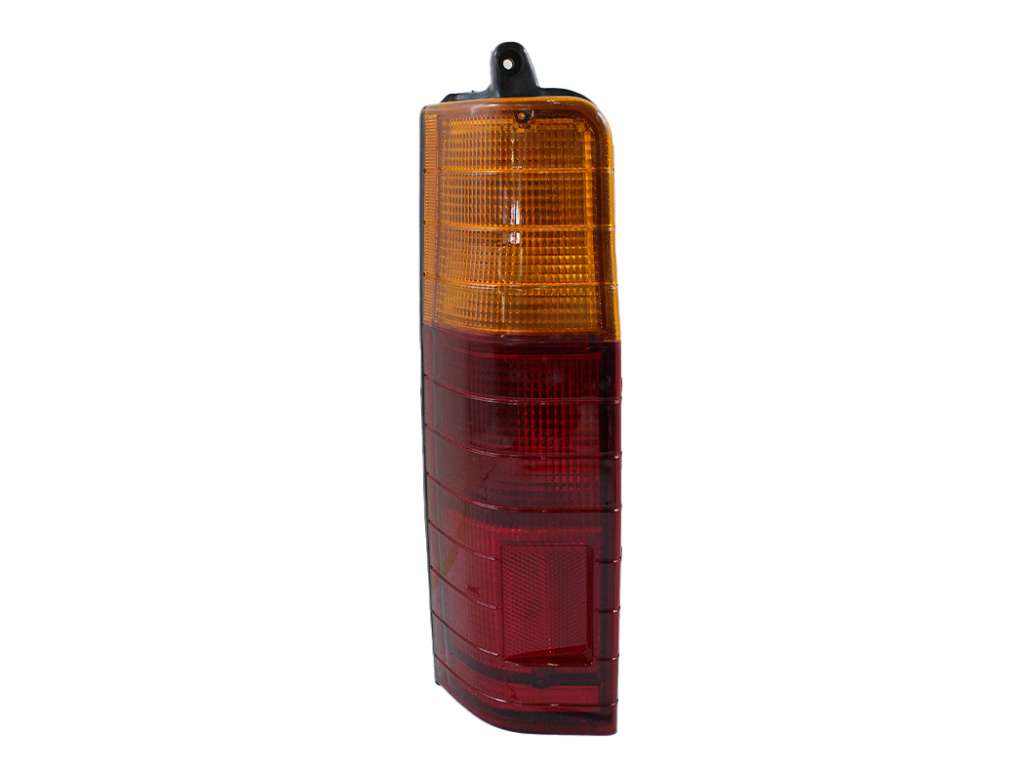 Faro trasero izquierdo