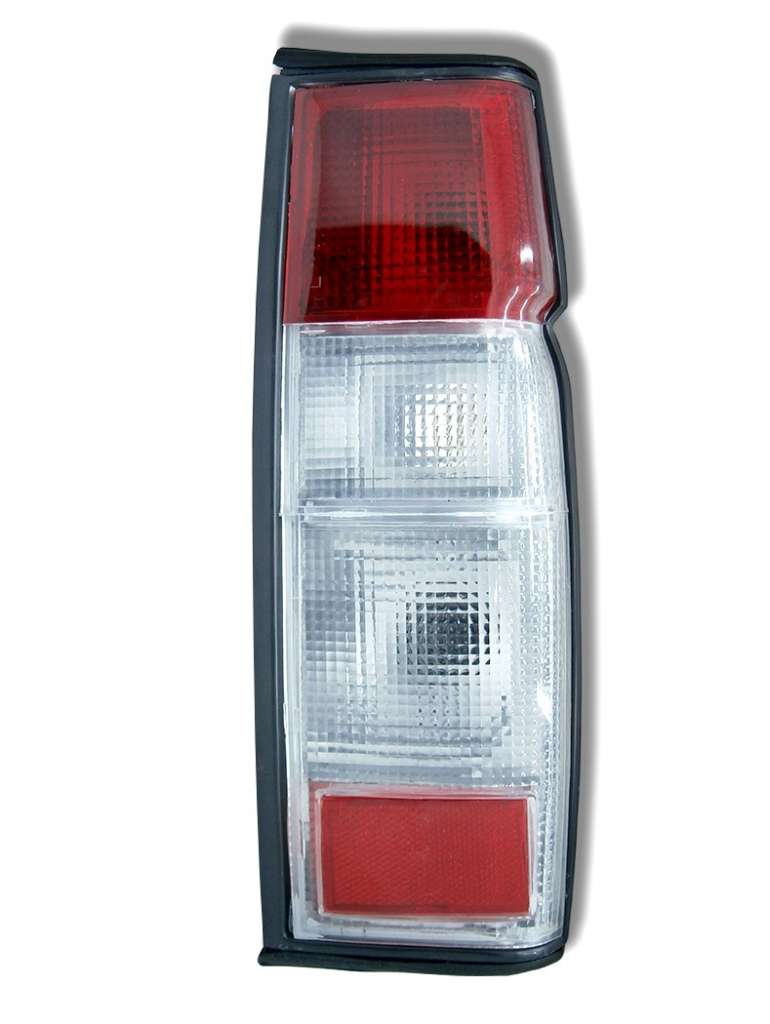 FARO TRASERO NI D21 ROJO M/AT BLANCO D