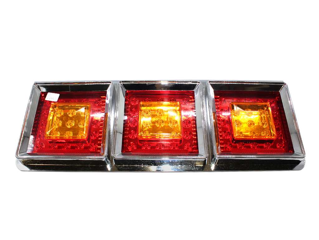 Faro trasero universal 24V 75 LEDs cromado