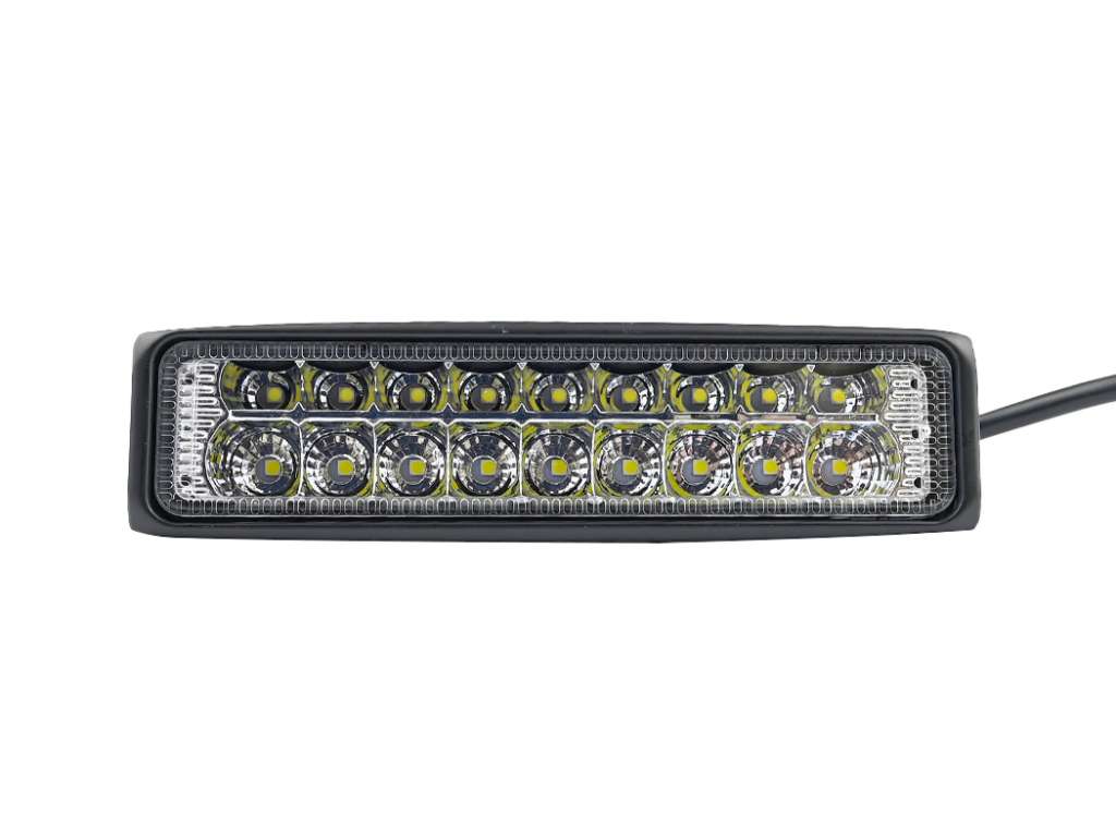 Faro auxiliar rectangular 18 LEDs 150mm luz alta y baja